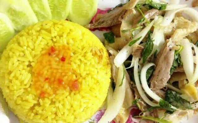 Cơm Gà Hoài Linh 2