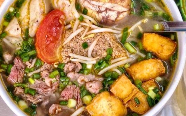 Bún Riêu Linh - Đối Diện 21/171 Nguyễn Ngọc Vũ