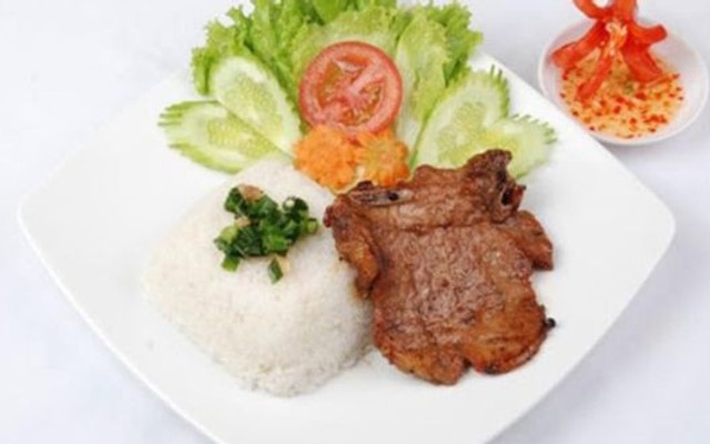 Tiệm Ăn Nhà Chấm - Phạm Cự Lượng