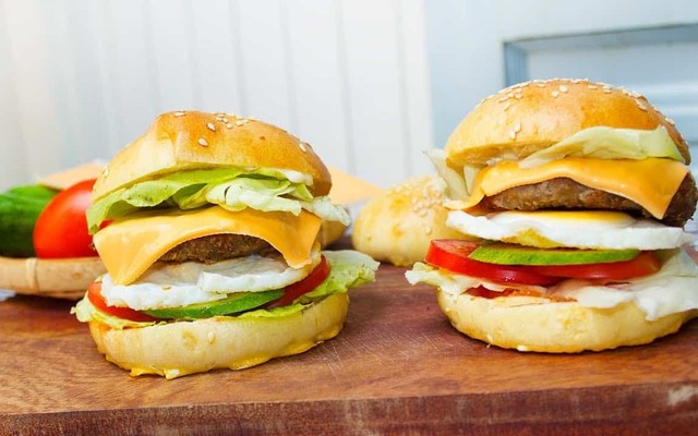 Hamburger - Bé Mỡ