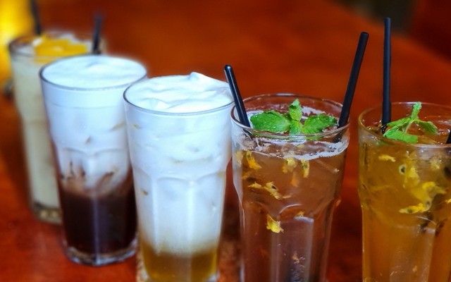 Phụng Vỹ - Coffee & Bún Thịt Xào - Mạc Thiên Tích