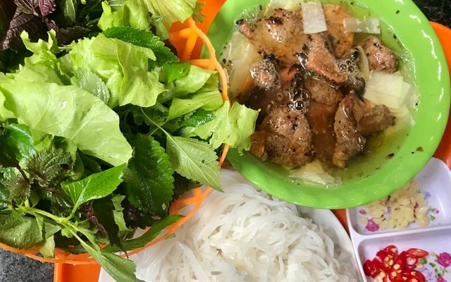 Bún Miến Ngan & Bún Chả - La La Quán