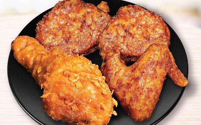 Cô Tú - Gà Rán & Cá Viên - Nguyễn Phúc Chu