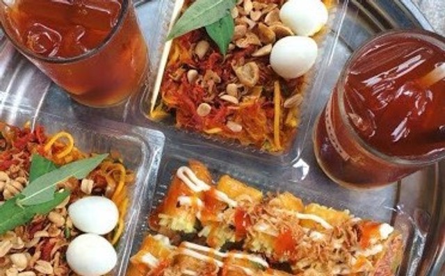 Bánh Tráng Trộn & Cuộn Ngân Ngọc - 87 Tân Xuân