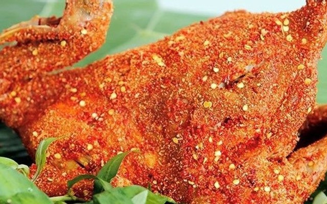 Gà Nướng Muối Ớt Đỗ Long - 872 Cách Mạng Tháng 8