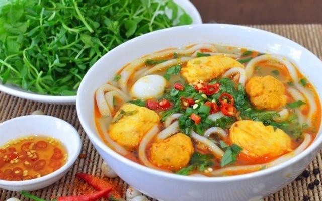 Bánh Canh Cá Lóc - A Po
