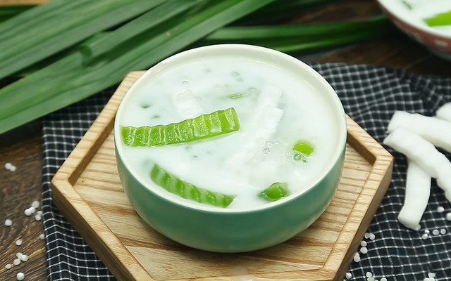 Nguyên Hoàng - Ăn Vặt