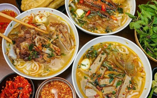 Bánh Canh Cá Nục - Tỷ Ngon