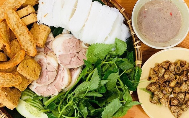 Cô Thu - Bún Đậu Mẹt & Tào Phớ