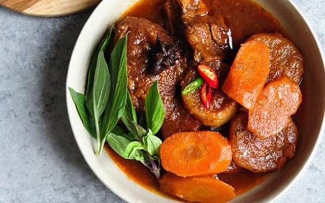 Bò kho Cô Ty - Trần Xuân Soạn