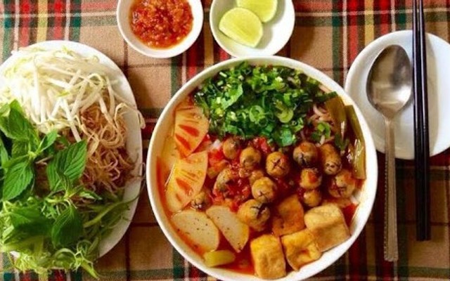 Quán Chay Bà Minh - 04 Hàn Thuyên