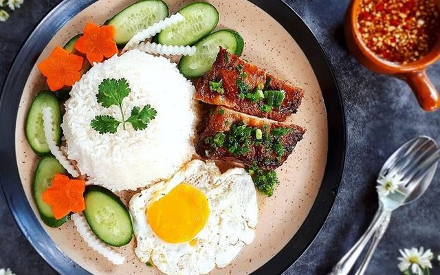 Cơm Tấm & Bánh Xèo Miền Tây - Thanh Hằng