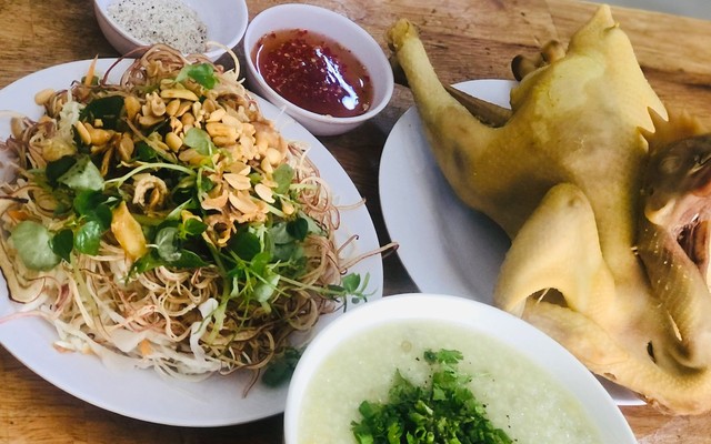 Cơm Gà Tam Kỳ Bảo Duy - Đường Số 1