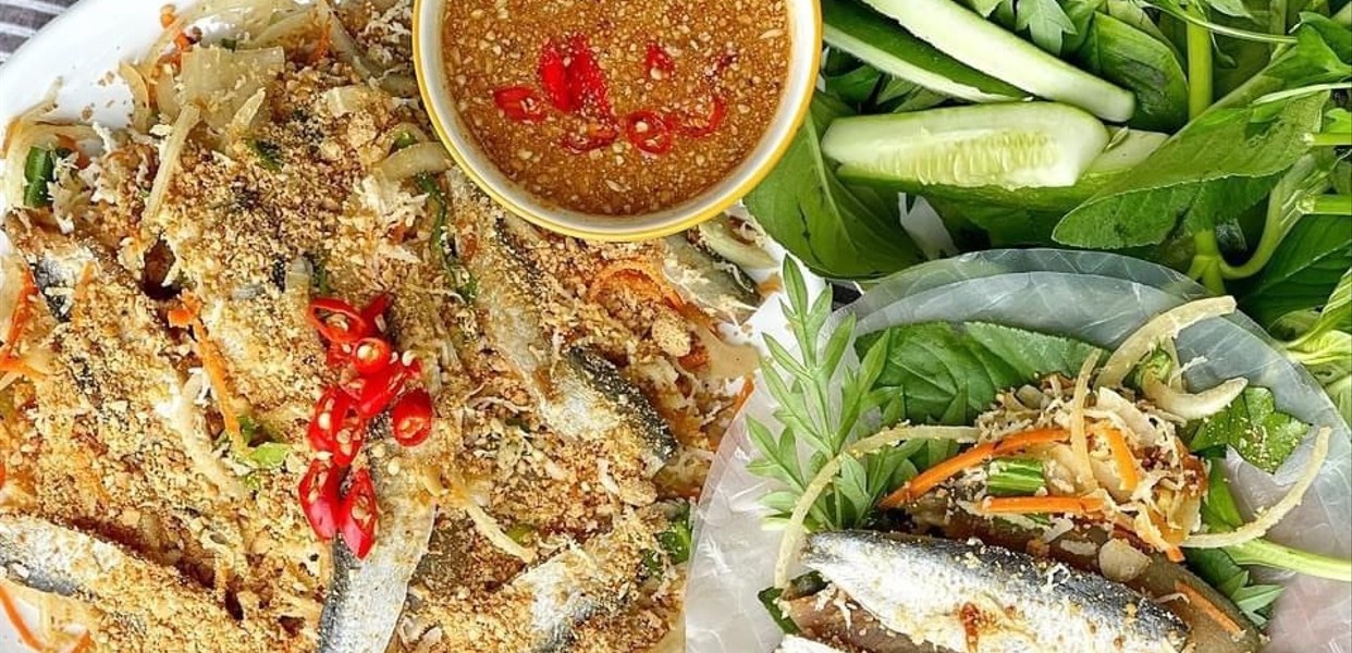 4. Những Lý Do Gỏi Cá Trích Cô Tư Trở Thành Đặc Sản Nổi Tiếng