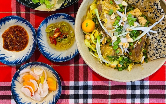 Tíu Quán - Mì Xứ Quảng Gốc Quảng - Nguyễn Thị Minh Khai