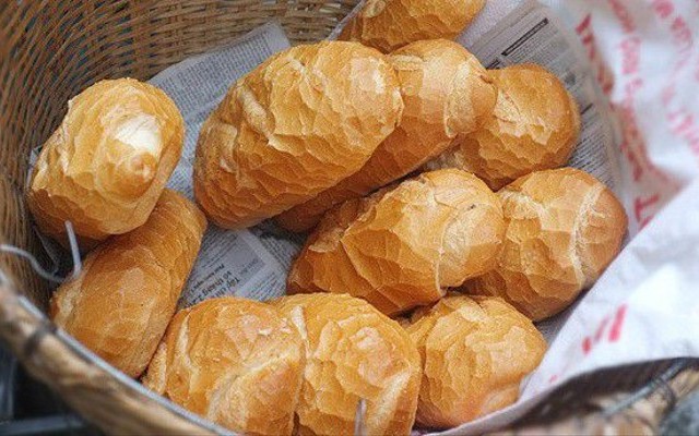 Chả Lụa & Bánh Mì Hoàng Long - Nguyễn Văn Đậu
