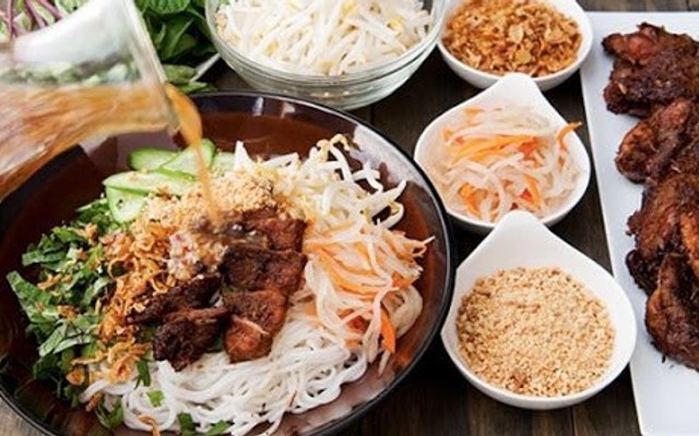 Thanh Nga - Bún Thịt Nướng - Chợ Đống Đa