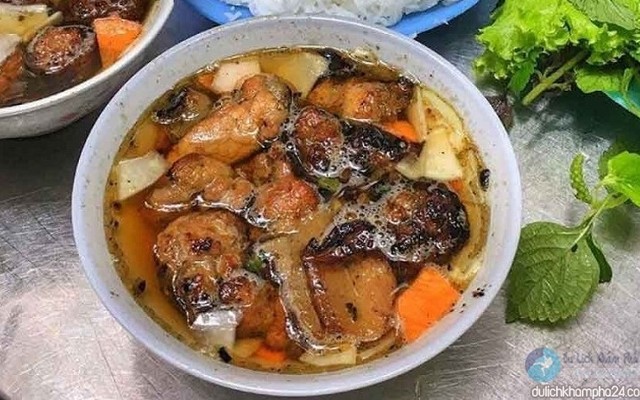 Quán Hùng - Bún Chả Hà Nội & Bún Đậu Mắm Tôm