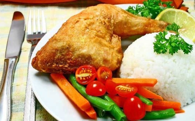 Cây Bơ Quán - Đông Khê