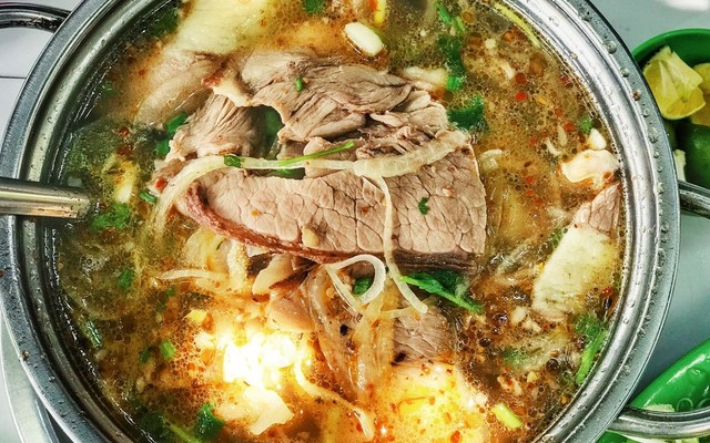 Ẩm Thực An Cư - Lẩu Bò & Lẩu Gà Tiềm Ớt Hiểm - Phạm Văn Đồng