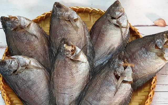 Trùm Nhà Quê - Nguyễn Văn Công