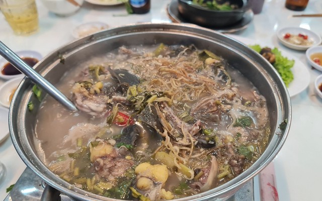 Quán Thế Giới BaBa - Trần Khánh Dư
