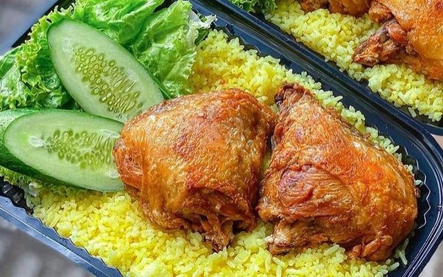 Cơm Gà Xối Mỡ - Thanh Lan