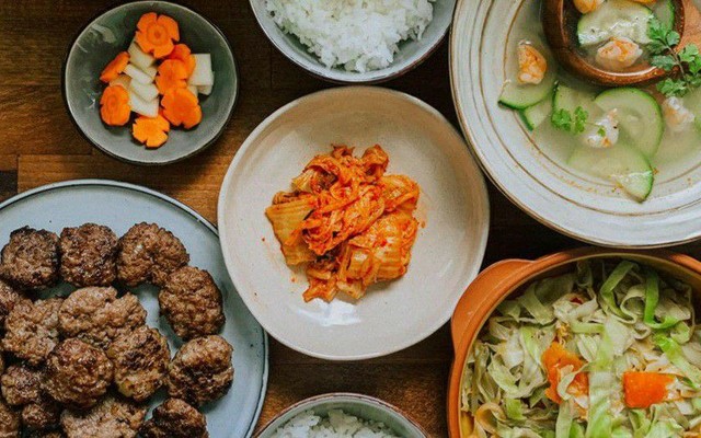 Quán Đỏ - Nguyễn Cơ Thạch