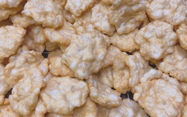 Phương Đỗ - Chả Mực Giã Tay & Chả Cá Hạ Long - Long Biên