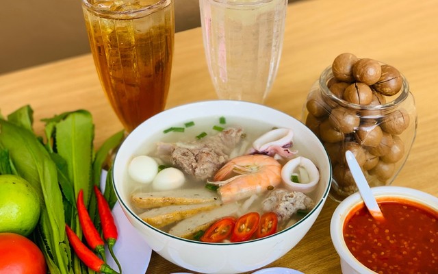 Bánh Canh Mì Cô Túc - Lê Đức Thọ