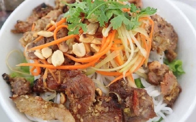 Dì Quỳnh - Bún Thịt Nướng & Bún Mắm Nêm