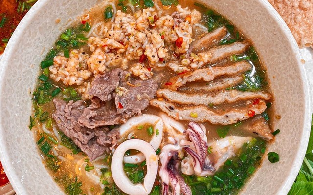 Mỹ Hạnh - Chả Ram Tôm Đất