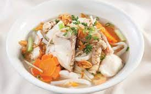 Cô Năm - Bánh Canh - Sùng Phái Sinh