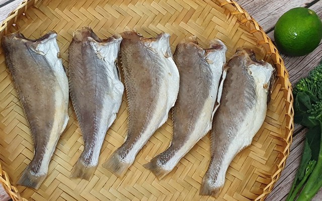 DNA - Thực Phẩm Tươi & Khô Cá