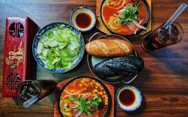 Bếp Nhà 56 - Thế Giới Bánh Mì & Thực Phẩm Ăn Kèm - Phan Đình Phùng