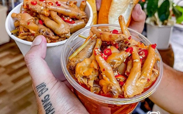 Chân Gà Xào Cay - Như Ý