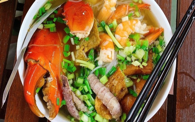 Hoàng Linh Quán - Bún Hải Sản & Bún Cá Chấm - Hoàng Cầu Mới
