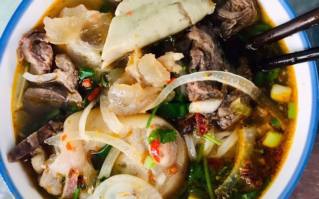 Bún Bò Sông Hương - Trần Phú