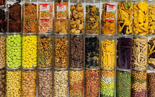 Ăn Vặt Trai Đẹp - Bàn Cờ