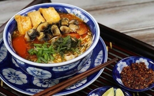 Bún Ốc Sườn - Mai Anh Tuấn