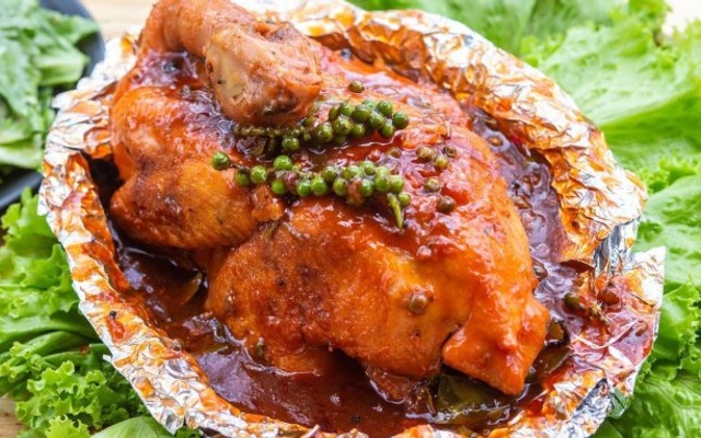 Tiệm Gà Túk Túk - Trần Khánh Dư