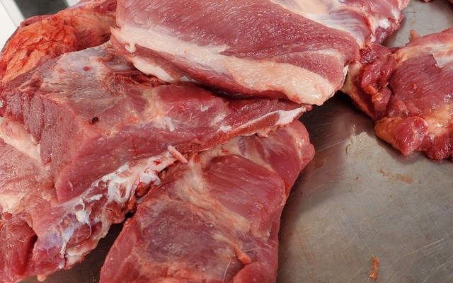 Cô Xuân - Thịt Heo Tươi