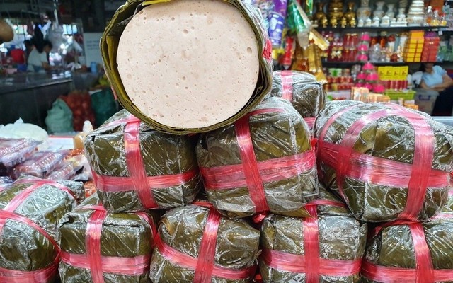 Giò Chả Hoà Lan - Cách Mạng Tháng 8