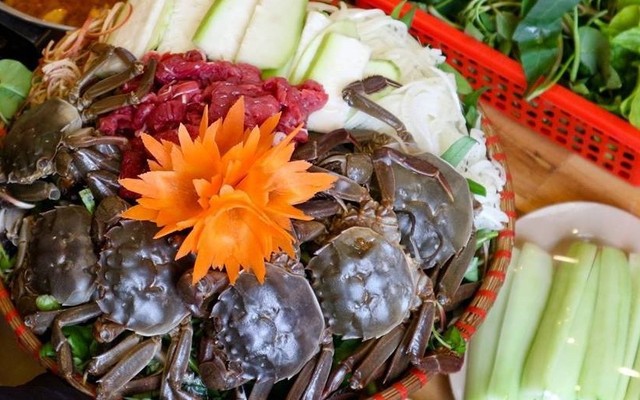 Lẩu Cua Sông Lê Vũ - Vũ Phạm Hàm