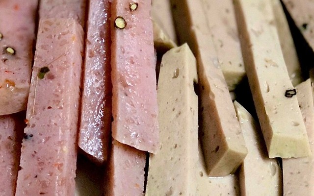 Cô Ba Hân - Thực Phẩm Đóng Gói - Nguyễn Văn Bá