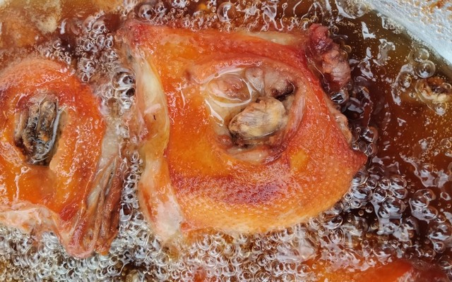 Vịt Chiên Cô Ba - Thực Phẩm Sạch