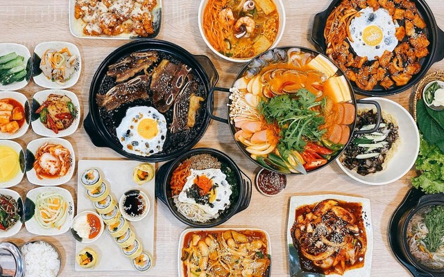 Kim Chi Quán - Thực Phẩm Hàn Quốc - Trần Bình