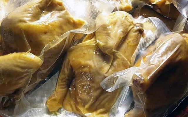 Gà Ủ Muối Hoa Tiêu Đông Lạnh - Bế Văn Đàn