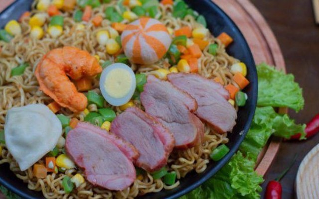 Anh Duy - Mì Trộn Indomie & Mì Tương Đen - Triều Khúc