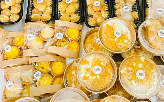 Tiệm Bánh Khủng Long - Phạm Hùng